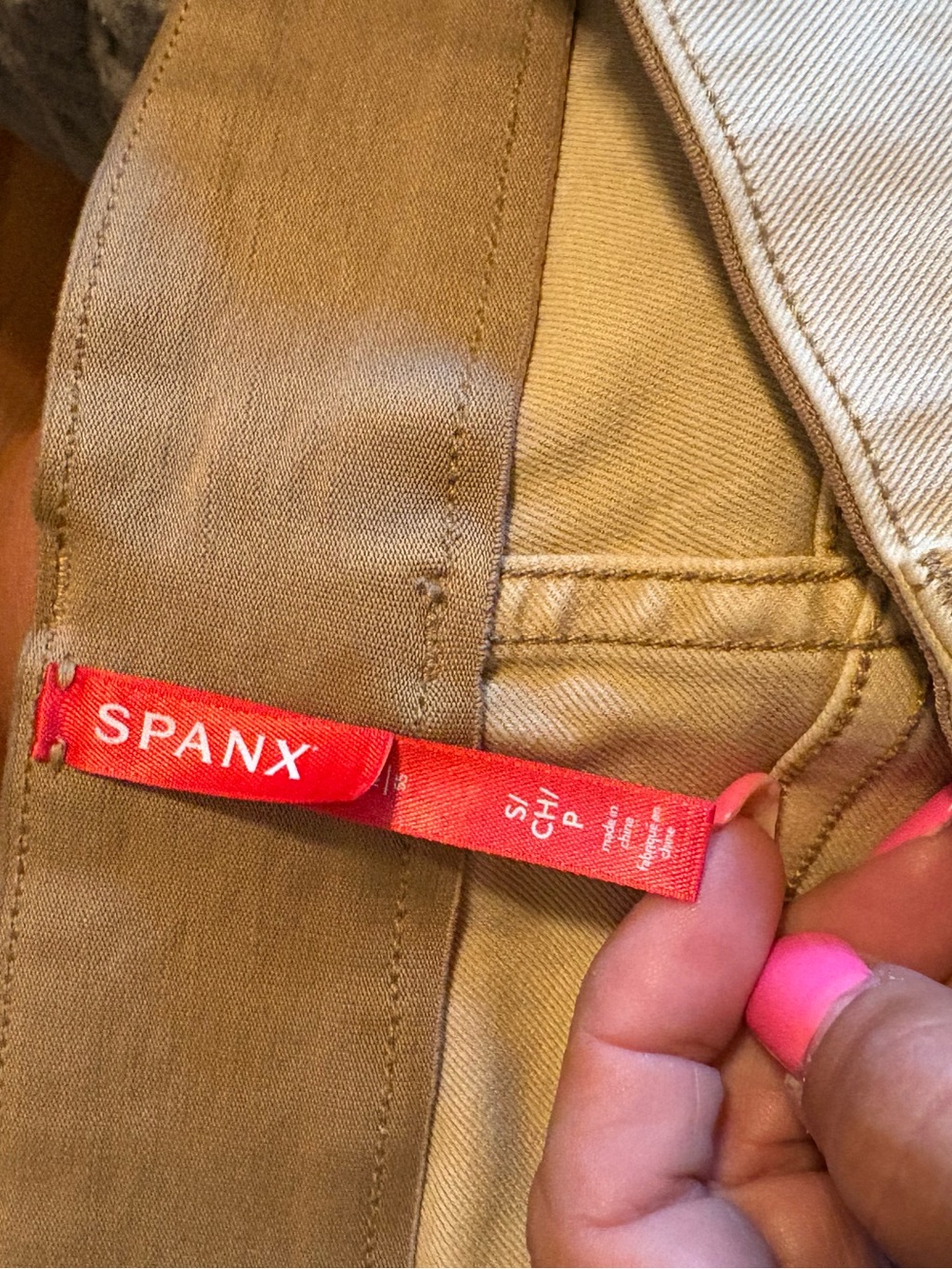 SPANX‎ Twill Utility Shorts Khaki Tan Pull On Shaping Shorts Size S (0354) - Picture 2 of 7